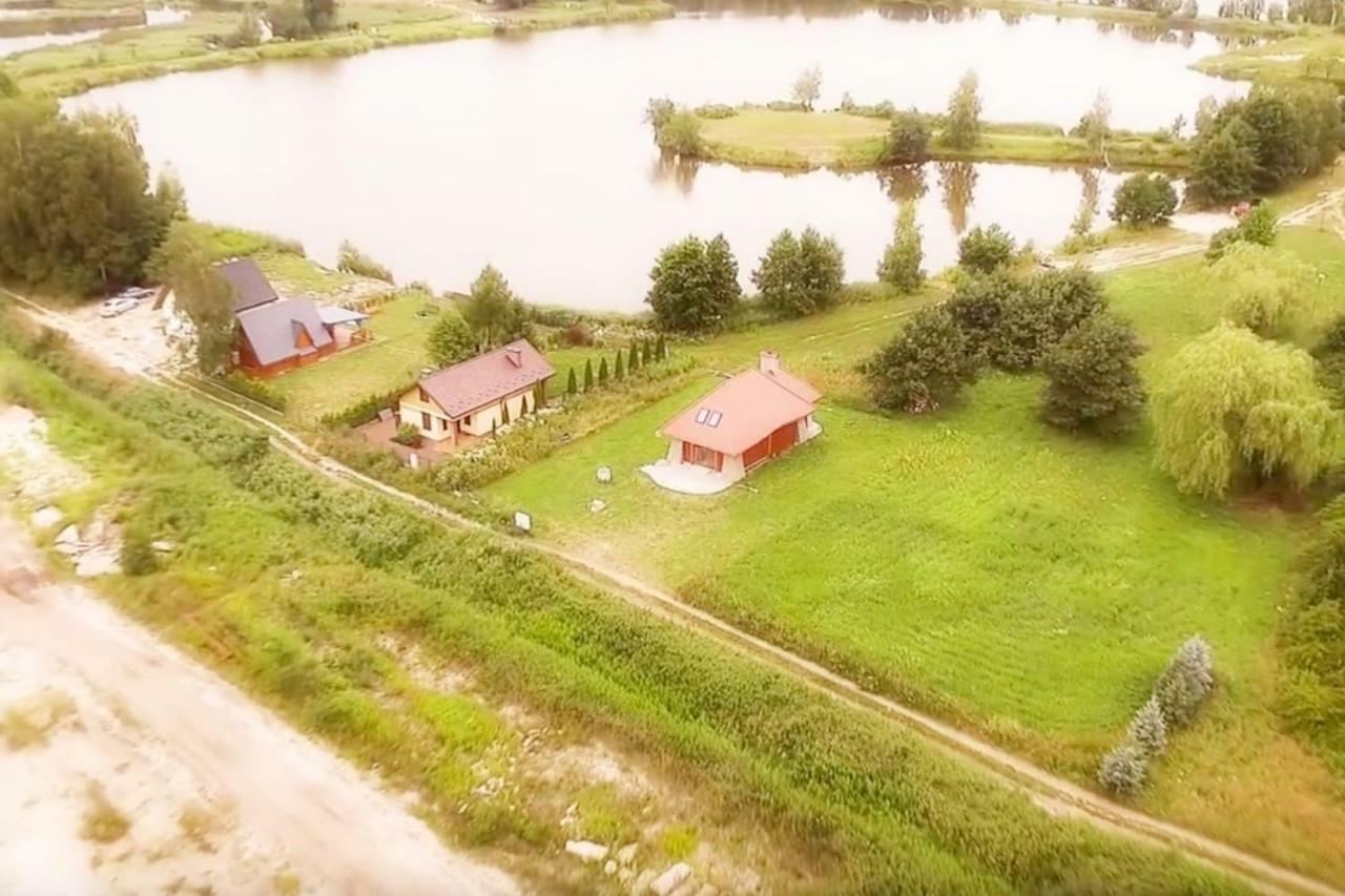 Vila Domek Letniskowy Caloroczny W Rzemieniu Exteriér fotografie